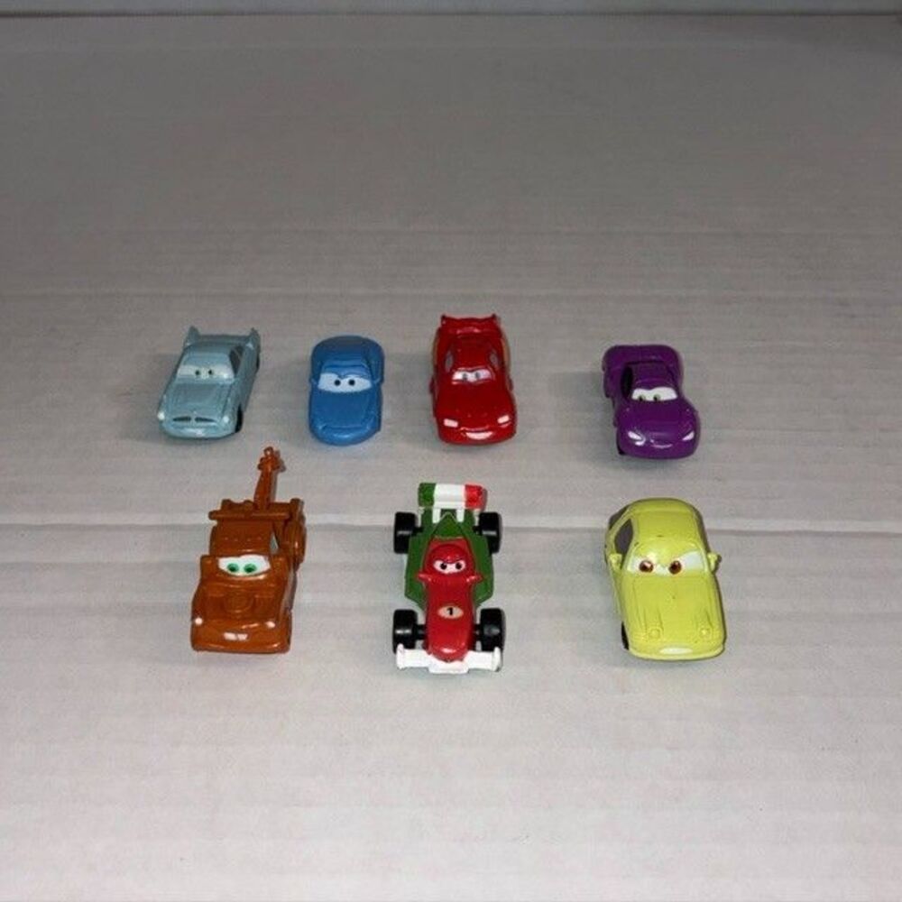 Disney Pixar CARS Lot of 7 PVC Cake Topper 1.5" Mini Figures (Non-Metal)